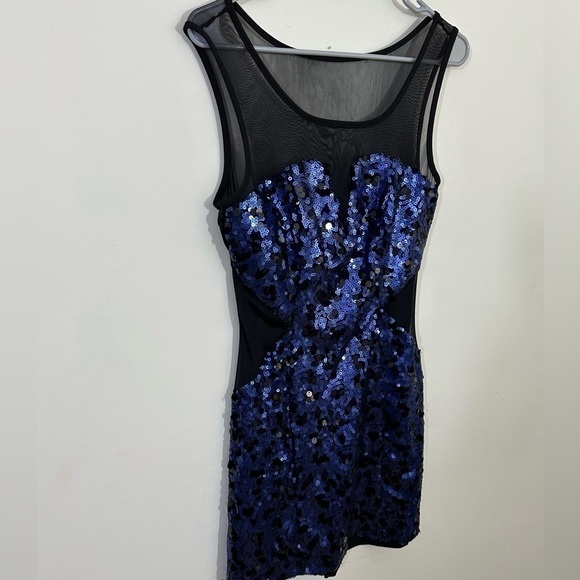 Trixxi sz 11 dress formal style with royal blue and some gold sequins front only - Picture 8 of 12